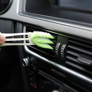 Car cleaner brush
